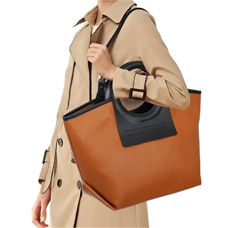 THE AMARI  Leather Tote 